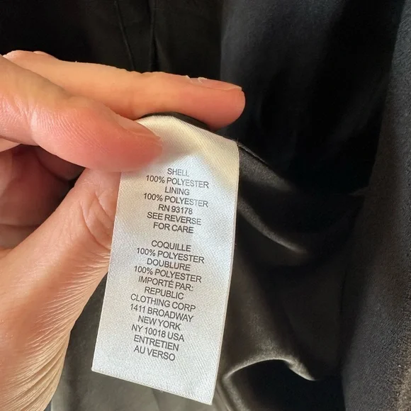 Truth by Republic Black Cropped Blazer with Gold Button - NWT but Minor Flaw - Picture 7 of 13